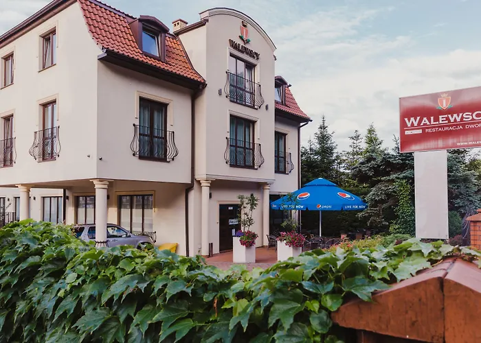 Inn Dworek Pani Walewska 3*