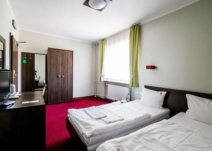 Inn Dworek Pani Walewska 3*