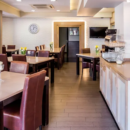 Dworek Pani Walewska 3*