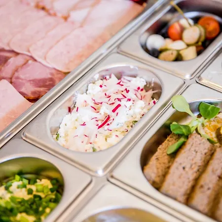 Dworek Pani Walewska Han/Misafirhane Gdansk