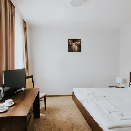 Dworek Pani Walewska Han/Misafirhane Gdansk