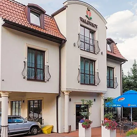 Inn Dworek Pani Walewska 3*